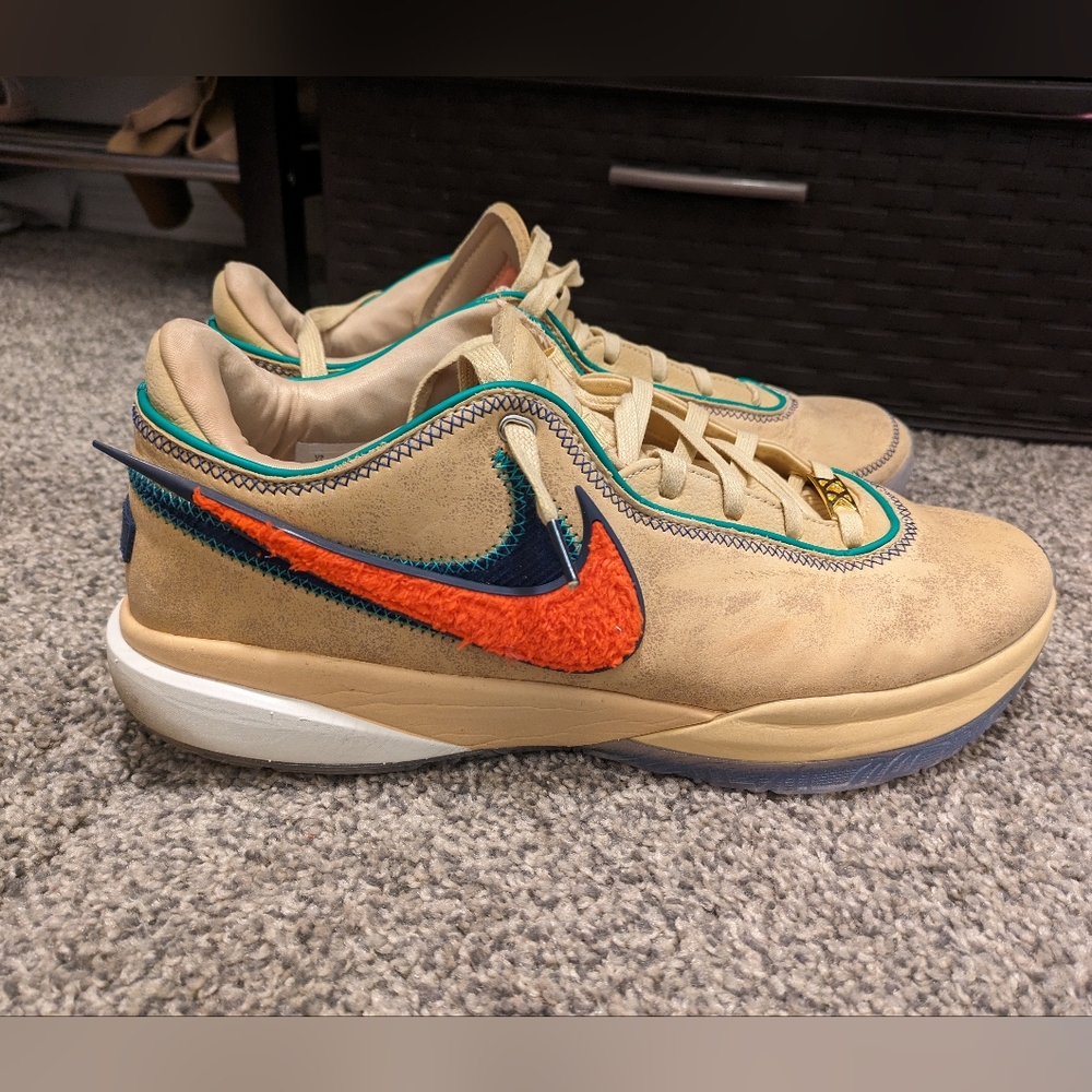 Lebron 20 4 horsemen